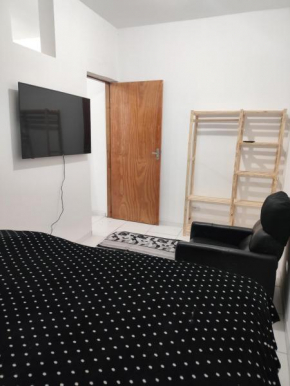 Apartamento 1 no Tremembé quarto cozinha banheiro